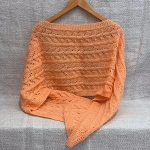 käsinneulottu vaalea aprikoosi, mohair+acryl huivi
